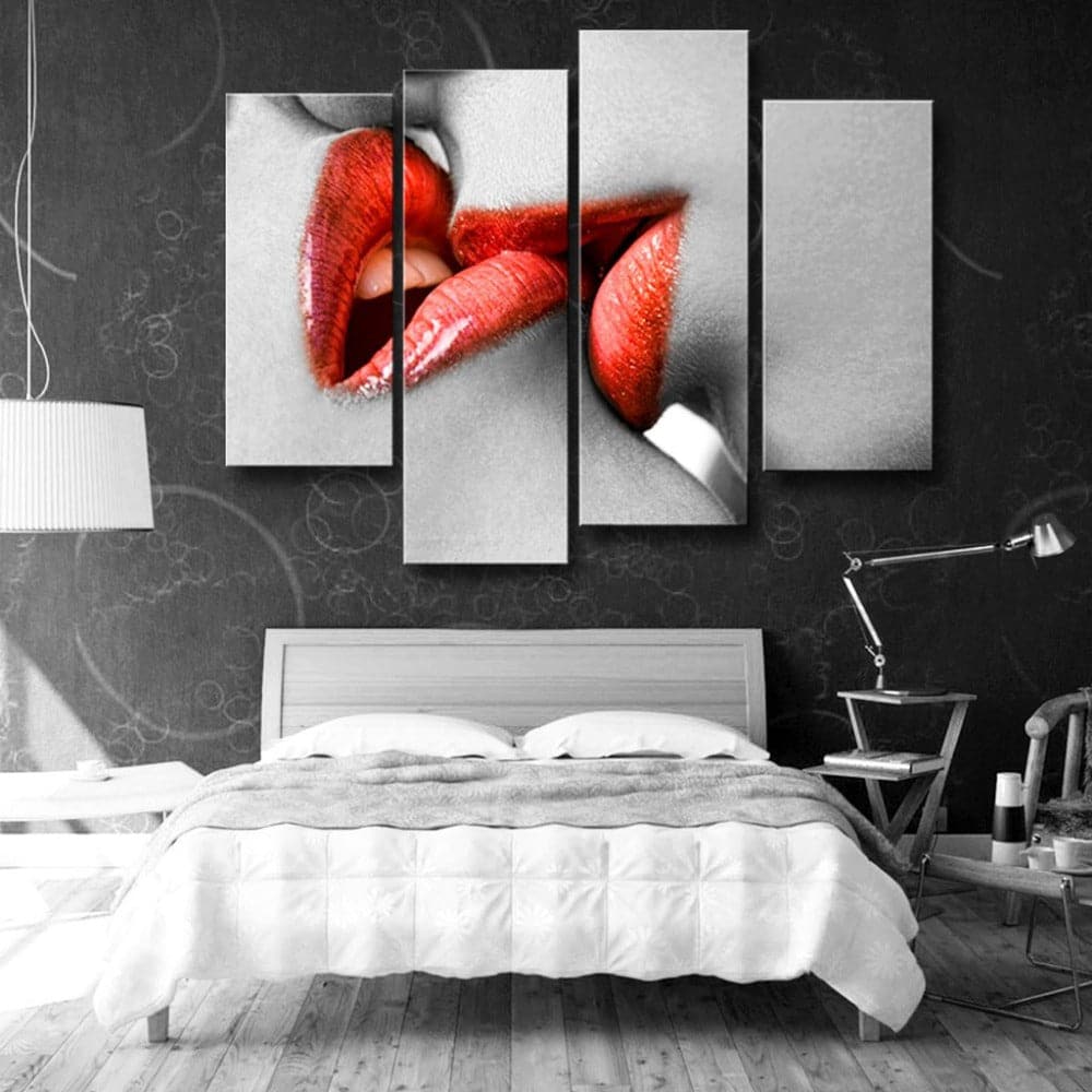 Framed 4 Panels - Kiss